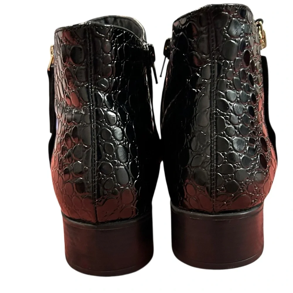 Geox Felicity black leather ankle boot sz 7.5 US or 38 EU